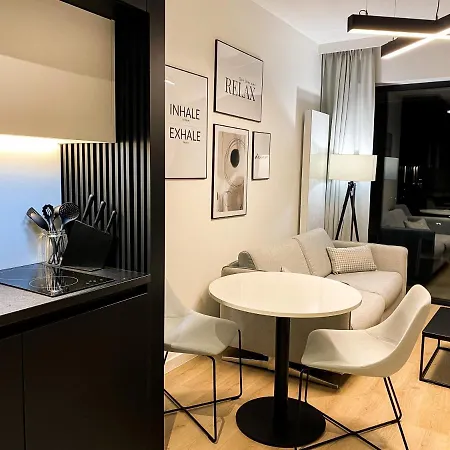 O! Shellter Apartment Premium By Oskar Rogowo  Exterior photo